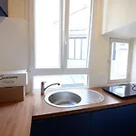 Bright Flat In Montmartre